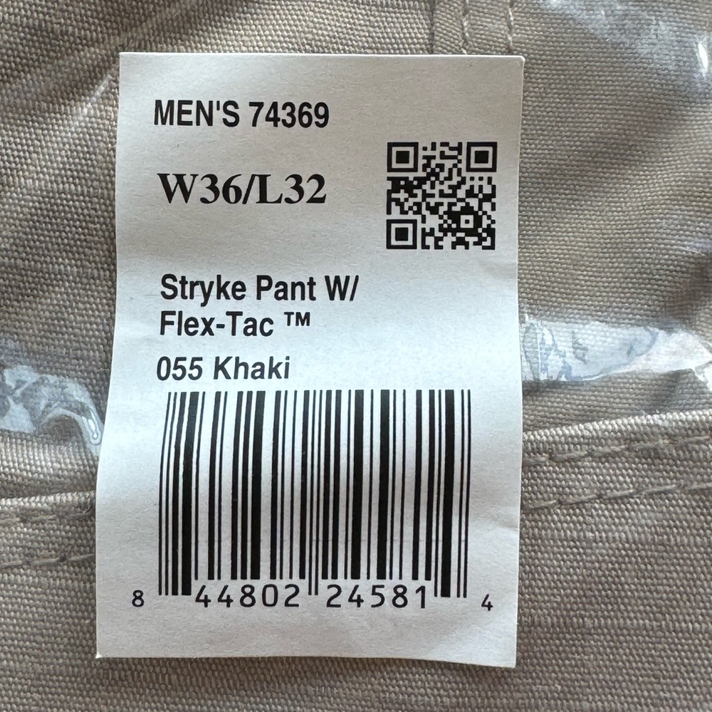 Men’s Khaki Pants